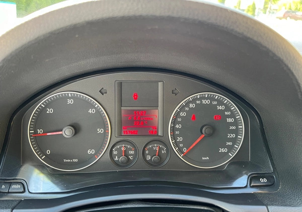 Volkswagen Golf cena 12900 przebieg: 157000, rok produkcji 2006 z Białystok małe 172